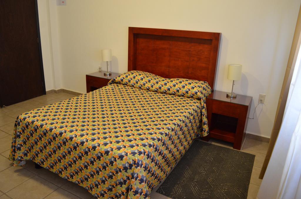Hotel San Miguel Pénjamo Quarto foto